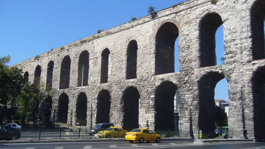 Roman Aquaduct